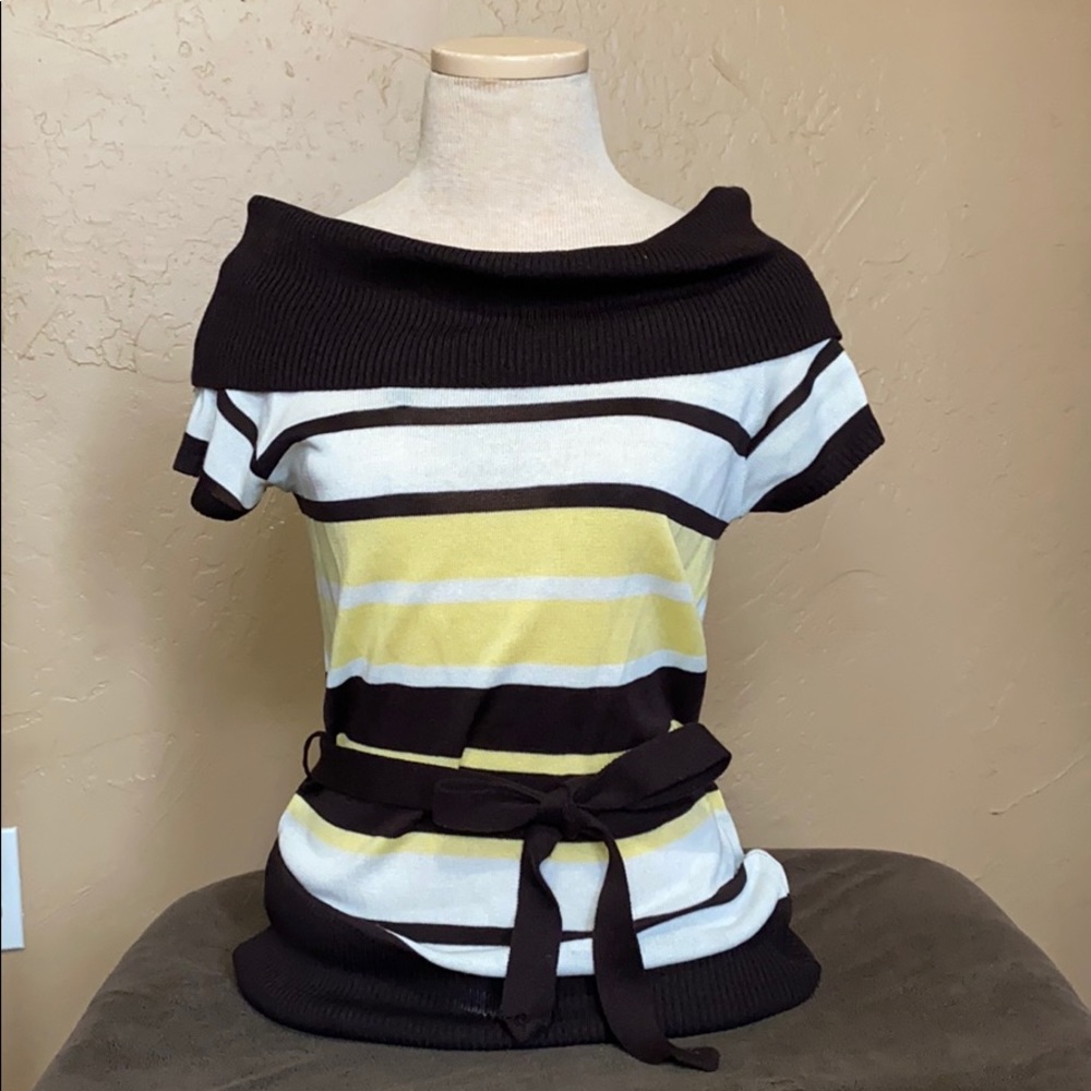 Short sleeve shirt